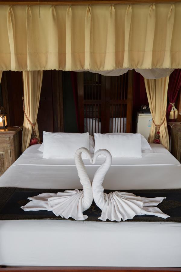 Shangri-Lao Resort Luang Prabang Bagian luar foto